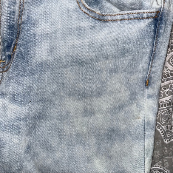 American Eagle Outfitters Acid Wash Jeans - Picture 3 of 7